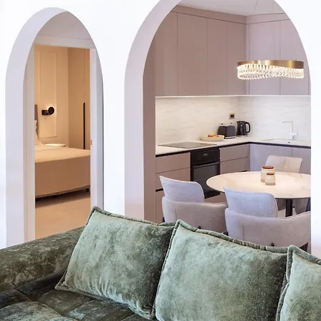 Unique Mediterranean 4 Star With Zone Ντουμπρόβνικ