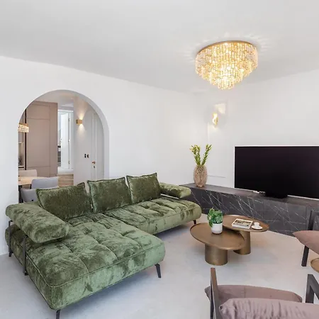 Unique Mediterranean 4 Star With Zone Apartmán