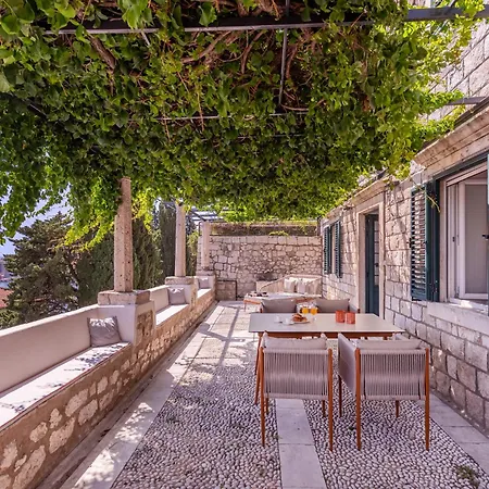 Апартаменты Unique Mediterranean 4 Star With Zone *