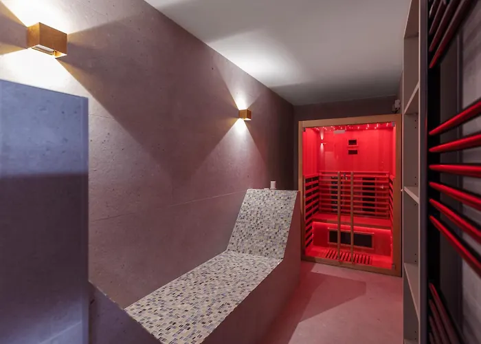 Apartament Unique Mediterranean 4 Star With Zone *