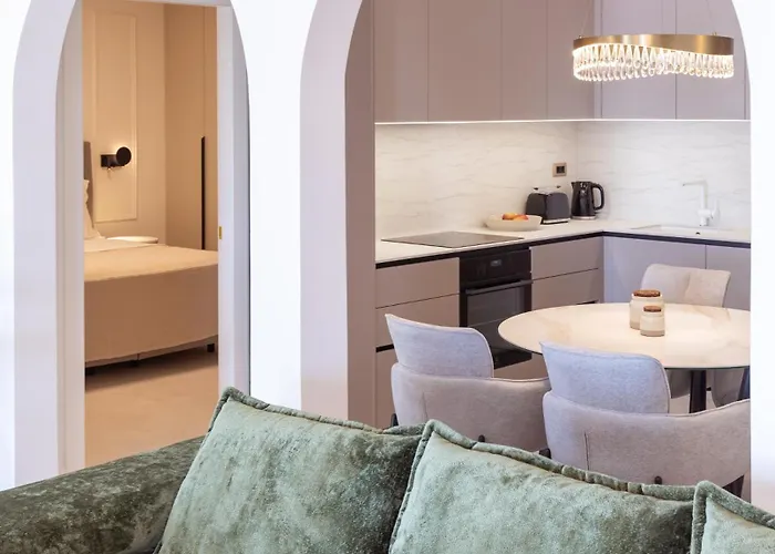 Unique Mediterranean 4 Star With Zone Ντουμπρόβνικ