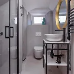 Unique Mediterranean 4 Star With Zone Apartment
