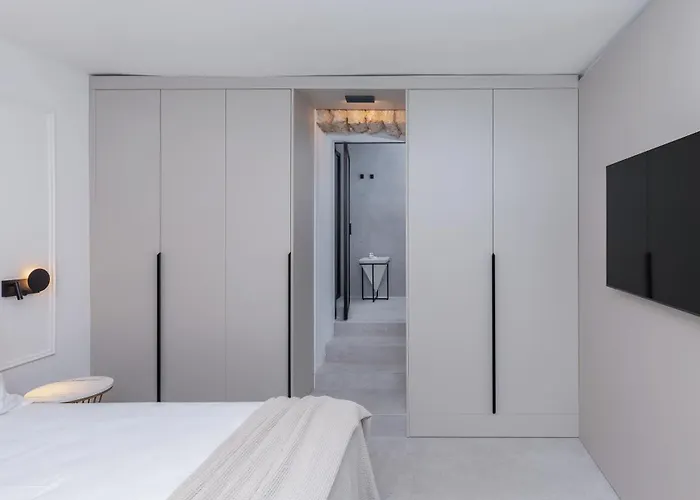 Unique Mediterranean 4 Star With Zone Apartament